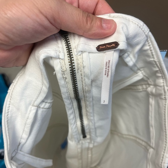 Free People Modern Femme Mini Skirt White Denim size 2 OFF White - Picture 10 of 10